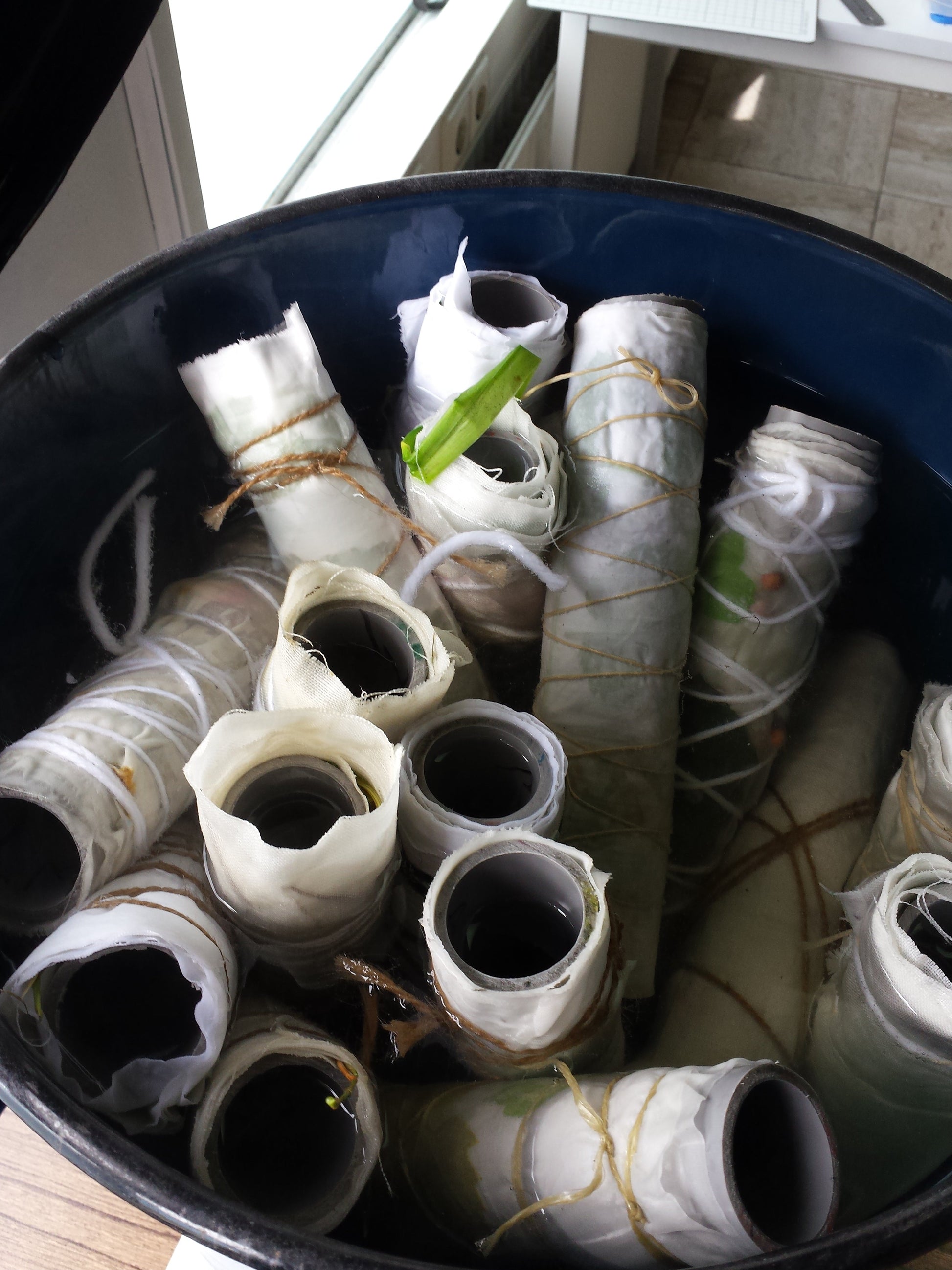 Workshop Eco Print op Textiel Siona Snel abstracte mixed media kunst en workshops
