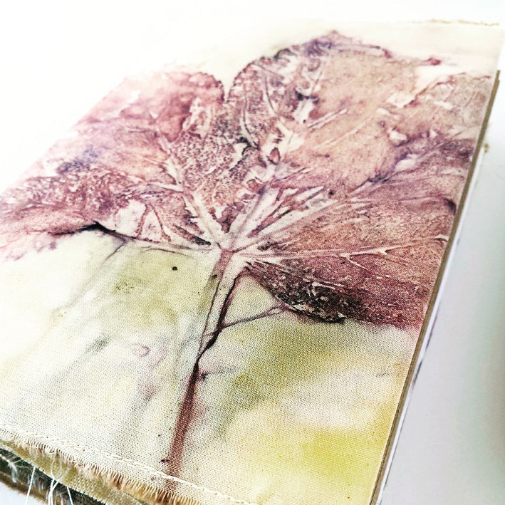 Workshop Eco Print op Textiel Siona Snel abstracte mixed media kunst en workshops